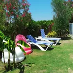 Beautiful With Swimming Pool Hébergement de vacances