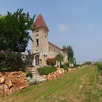 Hébergement de vacances Beautiful With Swimming Pool Monprimblanc