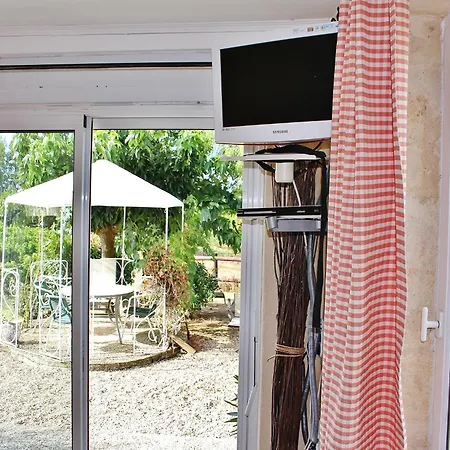 Beautiful With Swimming Pool Ferienhaus Monprimblanc